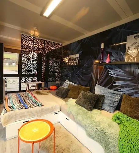 Tiny Haus #02 Cube 18 شقة