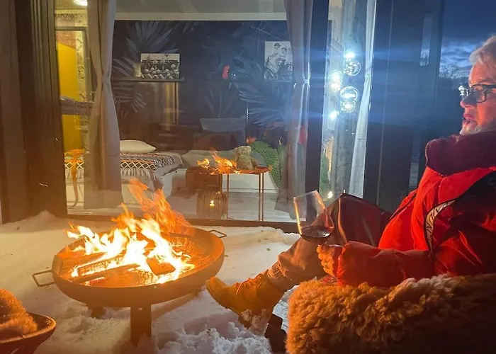 Tiny Haus #02 Cube 18 زيفيلد